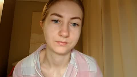  Kira  online show from February 3, 6:02 am