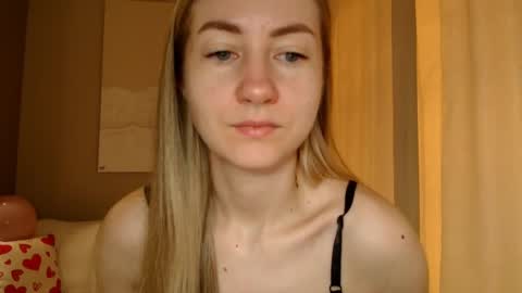  Kira  online show from March 5, 6:01 am