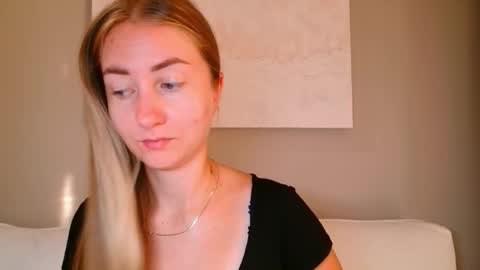  Kira  online show from October 20, 6:03 am