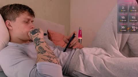 Snapshot of talkinghead7 chatting on October 30, 8:20 pm Colin online show from October 30, 8:20 pm