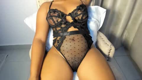 Jade online show from October 23, 4:34 am