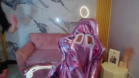 Snapshot of tamara_ch1 chatting on October 2, 3:13 am tamara_ch1 online show from October 2, 3:13 am