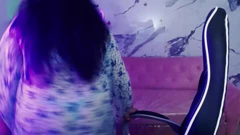 Snapshot of tamara_ch1 chatting on October 17, 10:56 pm tamara_ch1 online show from October 17, 10:56 pm