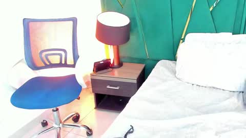 Tamara  online show from March 7, 7:49 pm