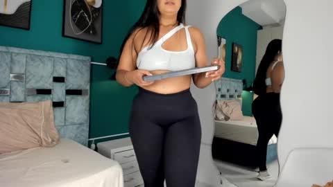 tamaraa online show from November 17, 12:22 pm