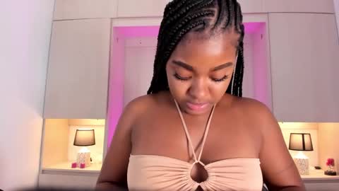 Tami online show from February 5, 6:15 pm