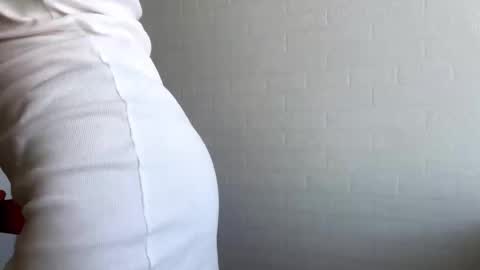 Kira online show from December 1, 3:55 am