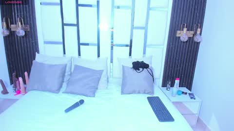 Snapshot of tamhy_ferrara chatting on January 5, 2:49 am Tamhy online show from January 5, 2:49 am