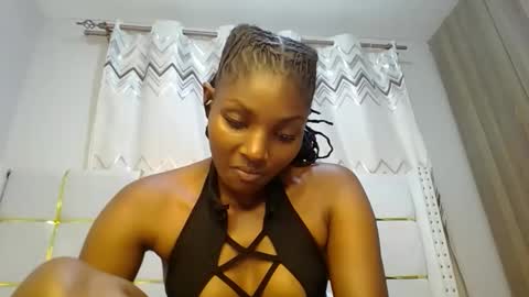 Snapshot of tamia538235 chatting on February 5, 6:48 pm tamia online show from February 5, 6:48 pm