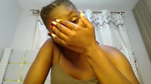 Snapshot of tamia538235 chatting on February 21, 9:43 pm tamia online show from February 21, 9:43 pm