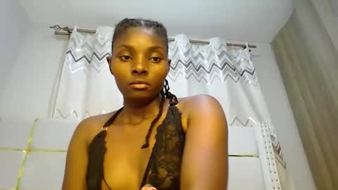 Snapshot of tamia538235 chatting on February 26, 6:43 pm tamia online show from February 26, 6:43 pm