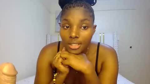 Snapshot of tamia538235 chatting on November 19, 1:38 am tamia online show from November 19, 1:38 am