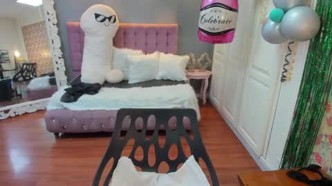 Tammara  online show from September 28, 7:47 am