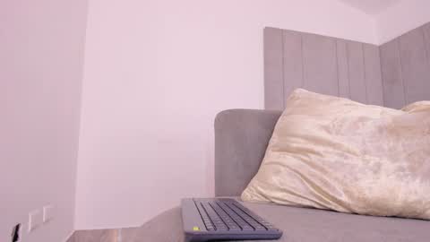 Tamy Leen online show from January 9, 2:40 pm