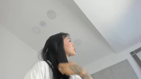 Tamy Leen online show from February 14, 9:56 am