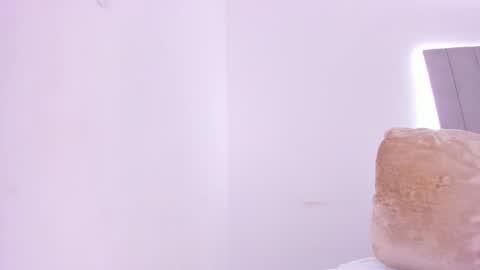 Tamy Leen online show from February 27, 1:49 pm