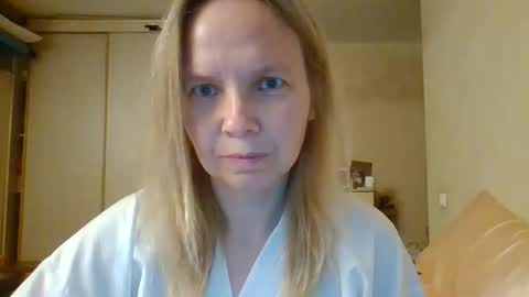 tanystar online show from December 1, 1:16 pm