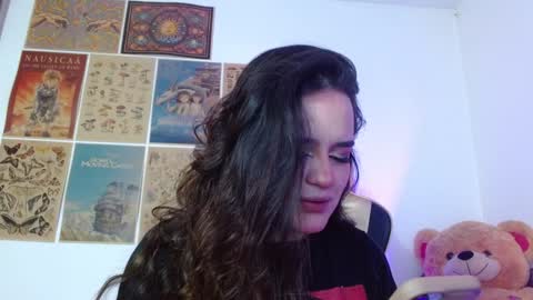    online show from December 4, 12:58 pm