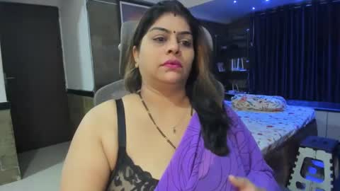 Snapshot of tarivishu23 chatting on January 24, 1:13 am tarivishu23 online show from January 24, 1:13 am