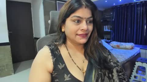 Snapshot of tarivishu23 chatting on February 12, 1:41 am tarivishu23 online show from February 12, 1:41 am