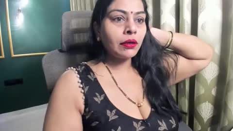 Snapshot of tarivishu23 chatting on November 11, 2:00 am tarivishu23 online show from November 11, 2:00 am