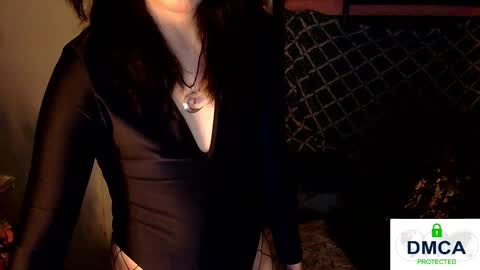 TashaKai online show from March 8, 2:51 pm