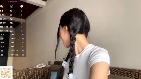 Viola online show from November 6, 4:13 am