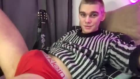 Snapshot of tasteithorny chatting on January 20, 12:28 pm tasteithorny online show from January 20, 12:28 pm