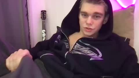 Snapshot of tasteithorny chatting on February 6, 9:32 am tasteithorny online show from February 6, 9:32 am