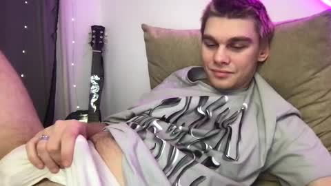 Snapshot of tasteithorny chatting on February 19, 6:54 pm tasteithorny online show from February 19, 6:54 pm