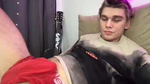 Snapshot of tasteithorny chatting on March 6, 1:03 pm tasteithorny online show from March 6, 1:03 pm