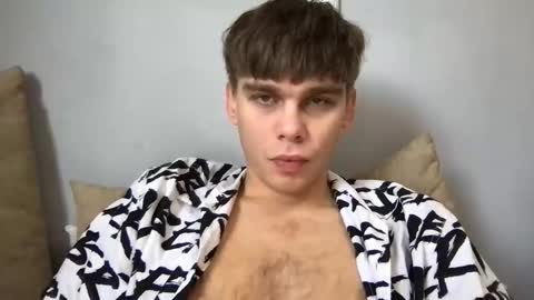 Snapshot of tasteithorny chatting on October 6, 6:11 am tasteithorny online show from October 6, 6:11 am