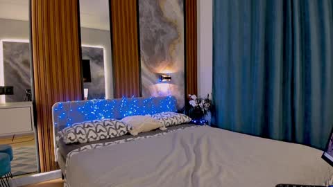 Snapshot of tasty__booty chatting on January 9, 1:18 am Ann online show from January 9, 1:18 am