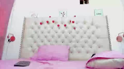 tasty_alan_ online show from November 3, 8:21 pm