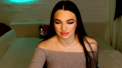 tasty_babyy online show from December 2, 6:10 pm