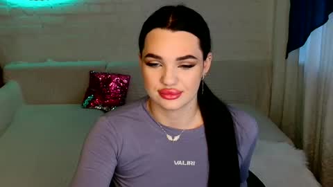 tasty_babyy online show from January 28, 1:05 pm