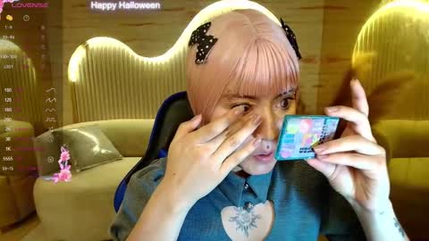 Snapshot of tasty_morita_r chatting on October 31, 1:23 pm tasty_morita_r online show from October 31, 1:23 pm