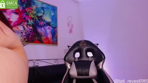 Snapshot of tati_reyes chatting on February 9, 4:07 pm Tatiana --- Schedule Monday to Sundays 800 to 200 UTC-5 online show from February 9, 4:07 pm