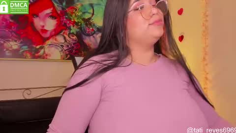 Snapshot of tati_reyes chatting on March 8, 4:06 pm Tatiana --- Schedule Monday to Sundays 800 to 200 UTC-5 online show from March 8, 4:06 pm