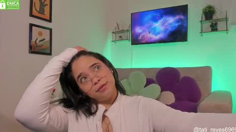 Snapshot of tati_reyes chatting on September 17, 1:46 pm Tatiana --- Schedule Monday to Sundays 800 to 200 UTC-5 online show from September 17, 1:46 pm