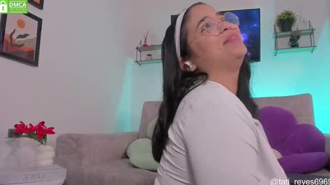 Snapshot of tati_reyes chatting on September 26, 1:59 pm Tatiana --- Schedule Monday to Sundays 800 to 200 UTC-5 online show from September 26, 1:59 pm