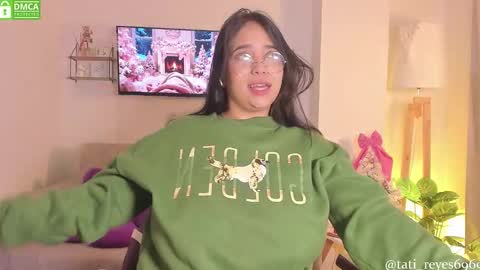 Snapshot of tati_reyes chatting on November 16, 11:49 am Tatiana --- Schedule Monday to Sundays 800 to 200 UTC-5 online show from November 16, 11:49 am