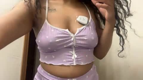 Snapshot of tatiannatease chatting on March 5, 3:18 pm Tatianna Marie online show from March 5, 3:18 pm