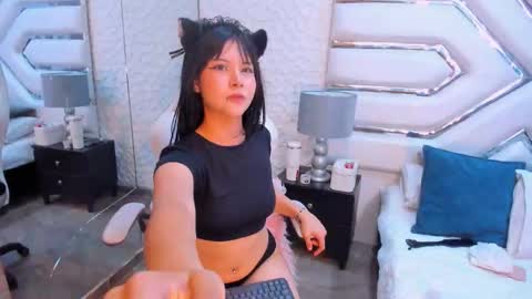 tatilee online show from September 26, 7:40 pm