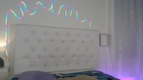 tatix online show from October 6, 1:19 pm