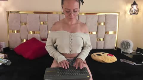 tattaa 3 online show from January 25, 9:14 pm