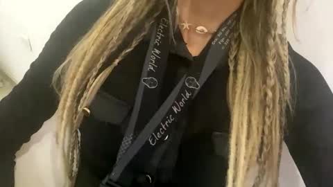 Tatto Fox online show from October 20, 12:38 pm