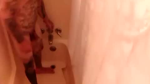 tattoo3333 online show from December 6, 10:19 pm