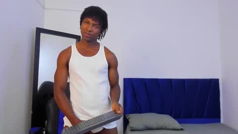 tau_montes online show from September 18, 1:57 pm