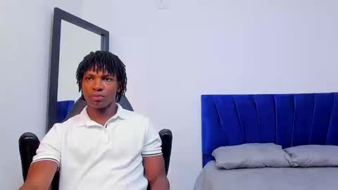 tau_montes online show from September 25, 1:37 pm